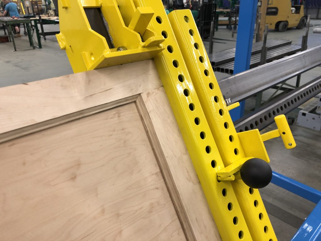 #717C-DDC – Double Door Clamp