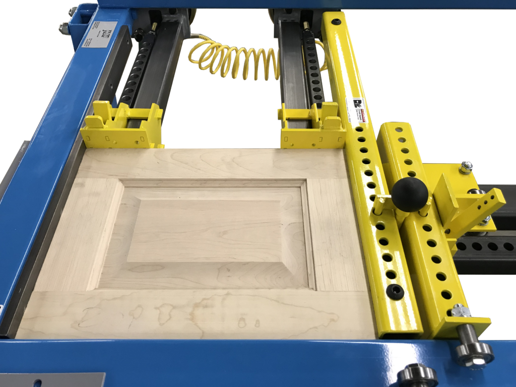 #717C – Cabinet Door Clamp