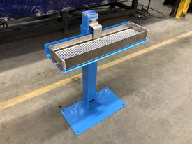 #150B – Redi-Spreader Glue Applicator